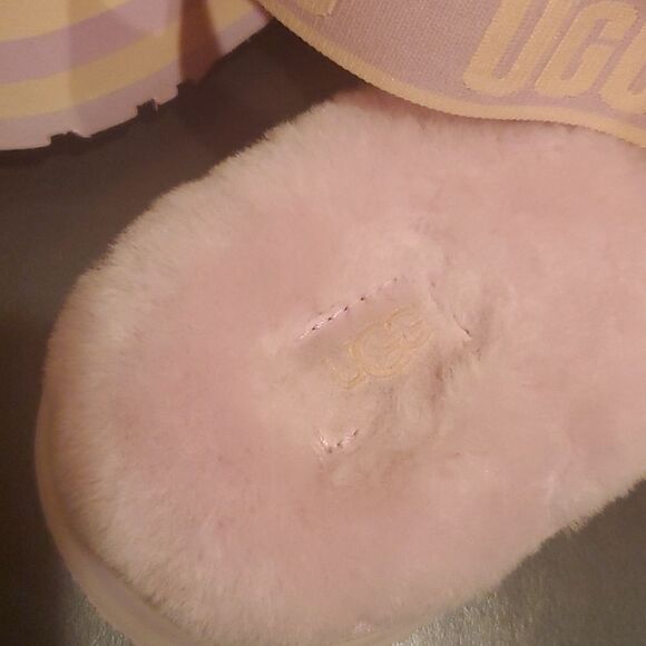 SOLD! UGG Disco Stripe Fluff Yeah Platform Slide Pink Dusk - Size 11 - Picture 6 of 13